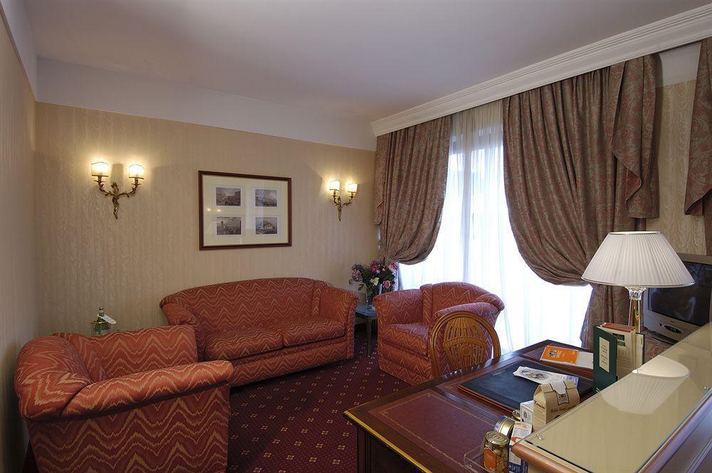 Nh Firenze Hotell Eksteriør bilde